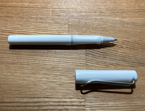 LAMY safari + VCRON KNOCK REFILL