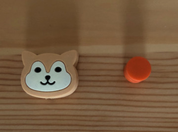 MUJI magnet cable holder